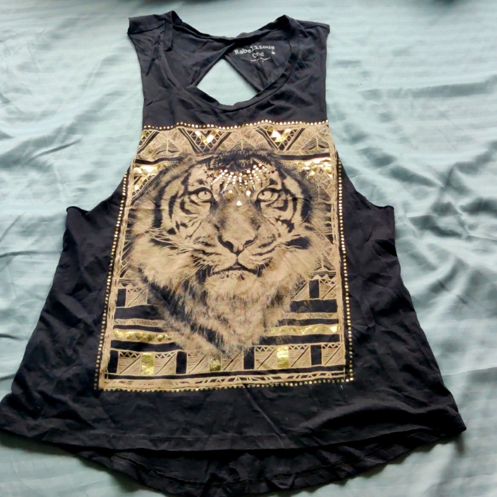 Loose fit tank top